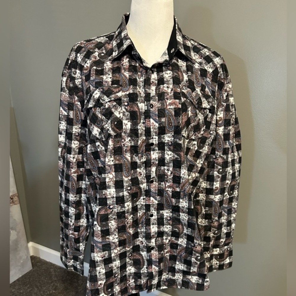 Frankly Max western casual button down shirt with black pearl snaps size XL